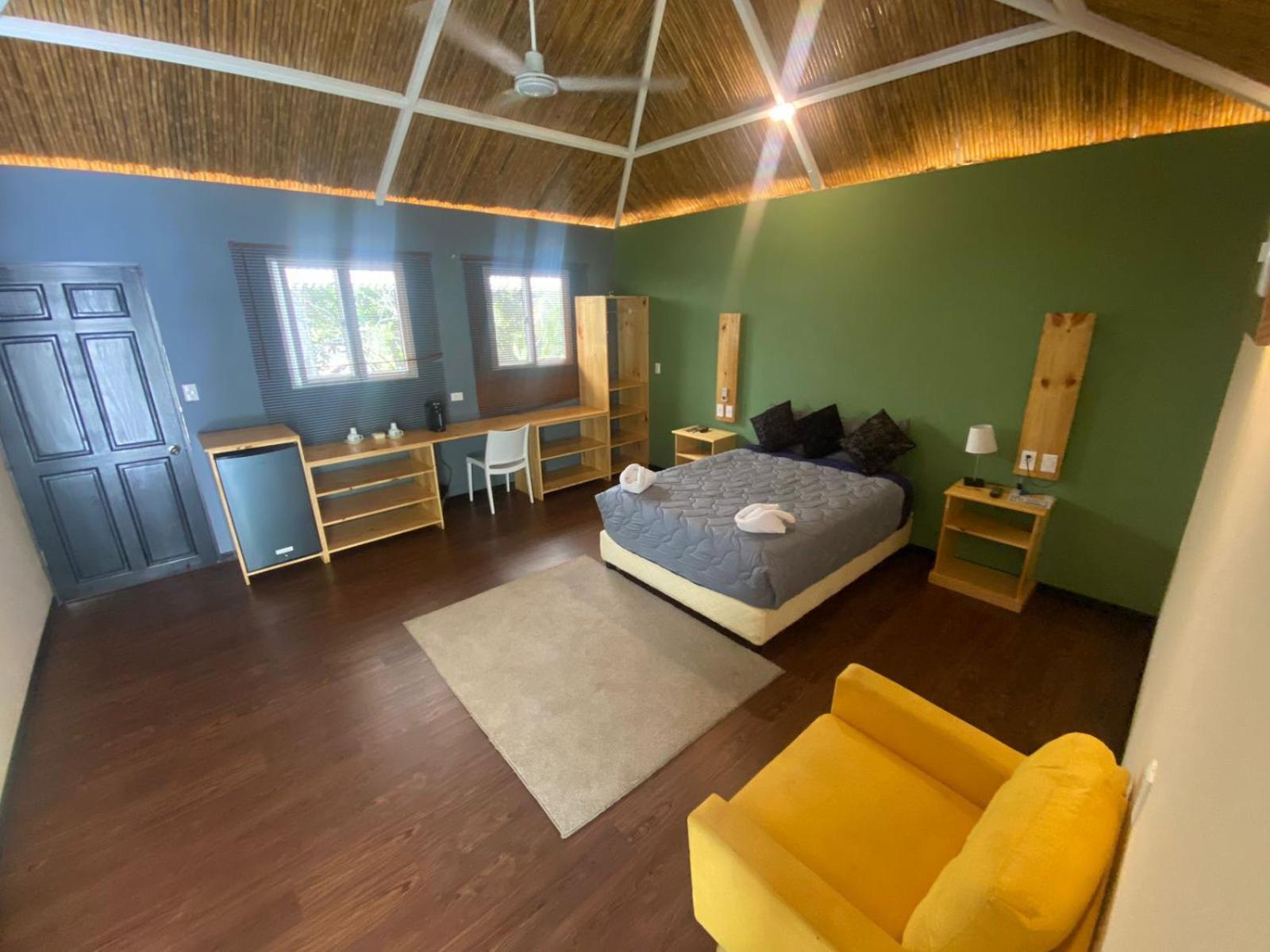 Grand Park Manuel Antonio - Adults Only Hotell Exteriör bild