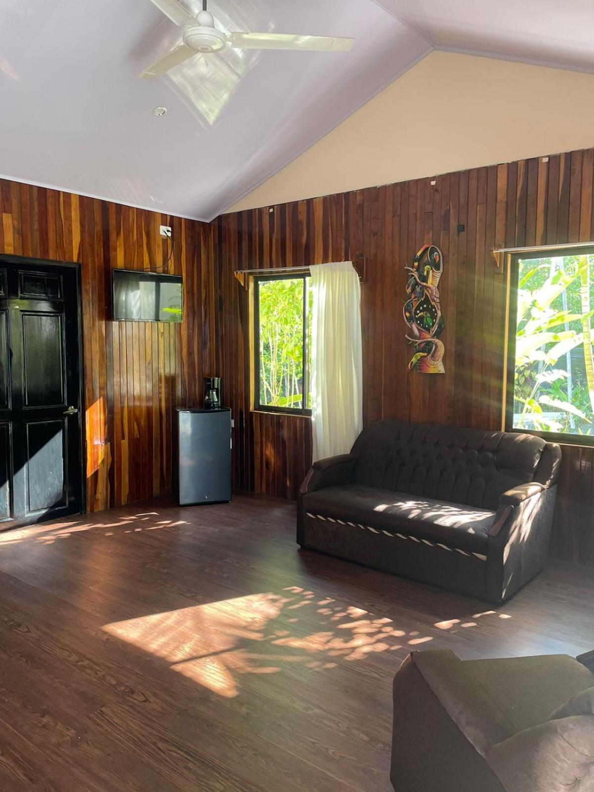 Grand Park Manuel Antonio - Adults Only Hotell Exteriör bild