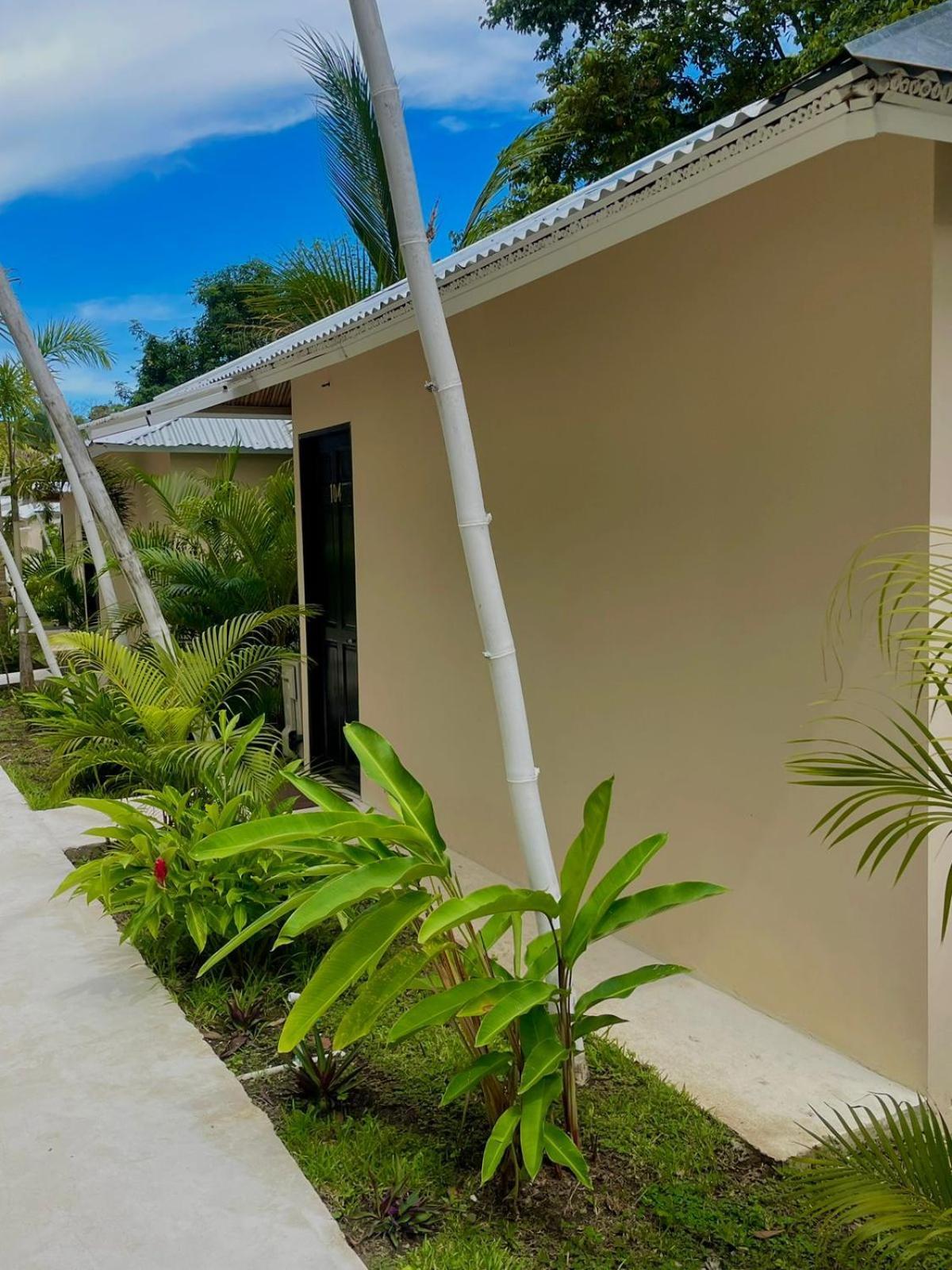 Grand Park Manuel Antonio - Adults Only Hotell Exteriör bild